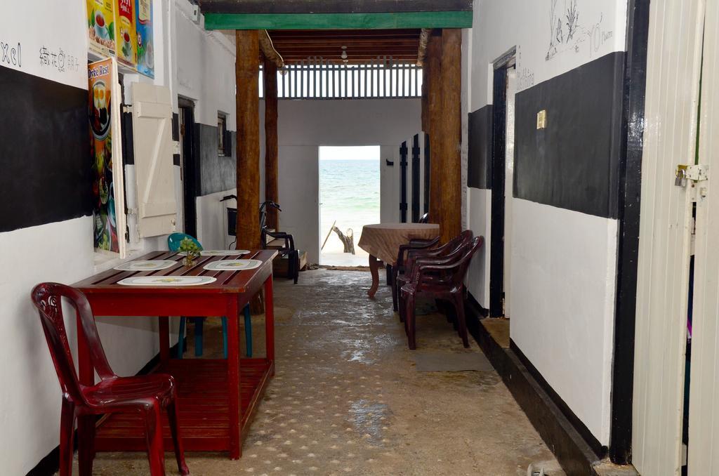 Dyke Rest Hotel Trincomalee Bilik gambar