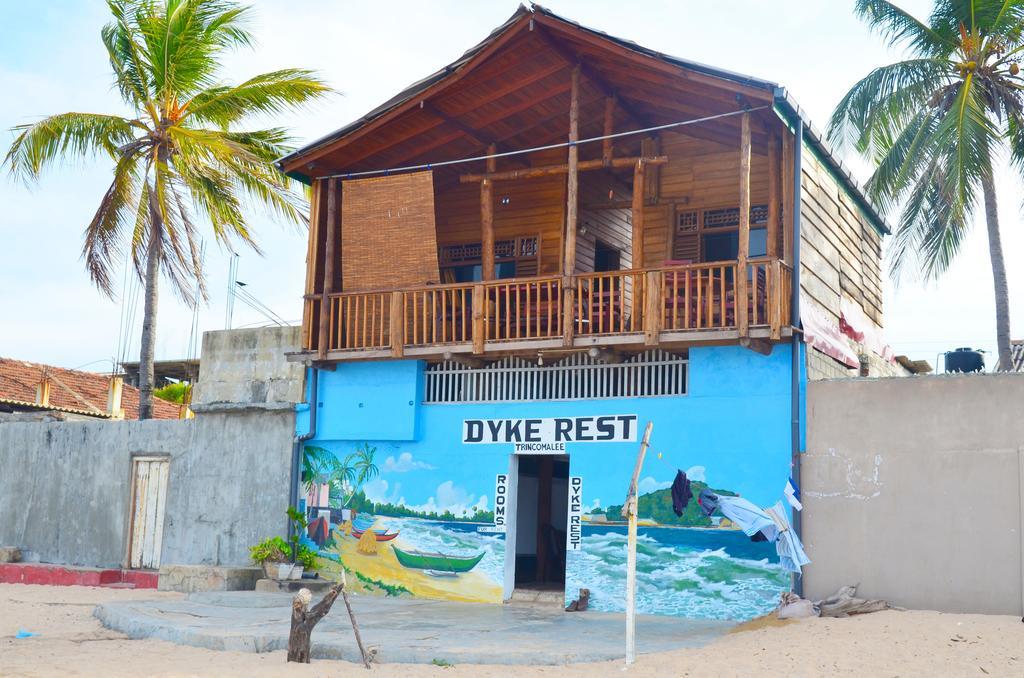 Dyke Rest Hotel Trincomalee Bilik gambar